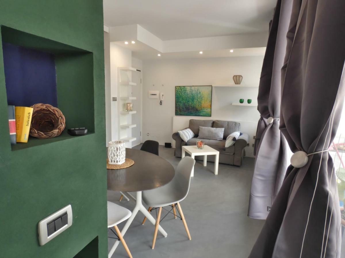 Penthouse Sirmione Close The Lake Екстериор снимка